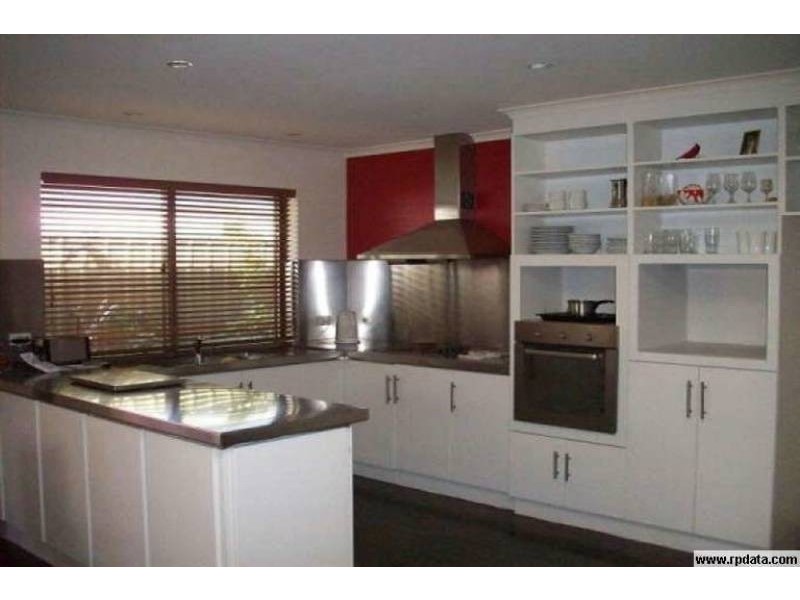 14 Burrington Street, Hallett Cove SA 5158