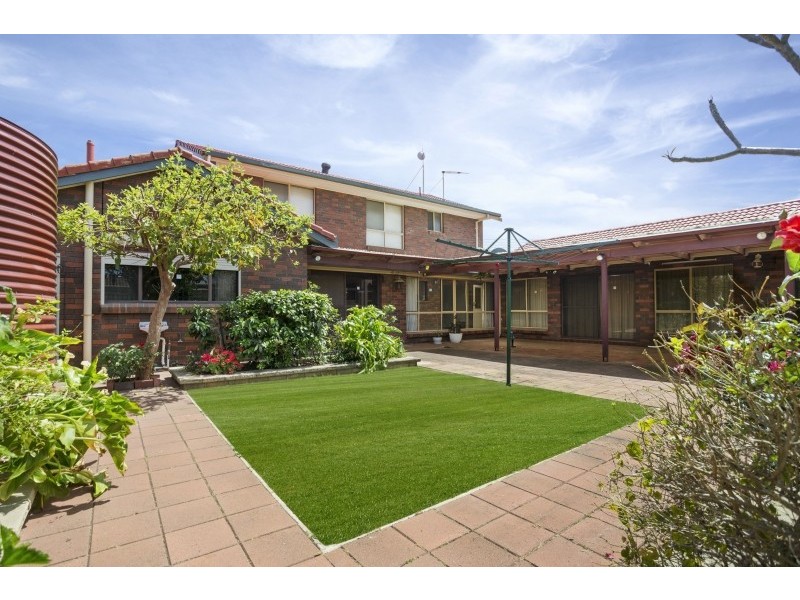 3 Hoylake Crescent, West Lakes SA 5021