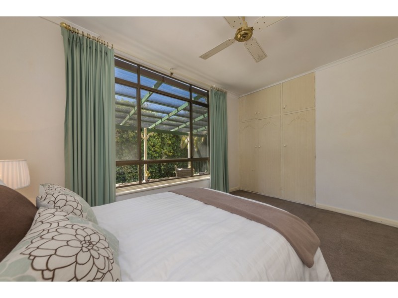 14 Lawn Street, Panorama SA 5041