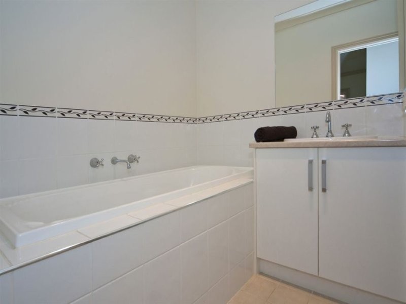 10C Barber Street, Willaston SA 5118