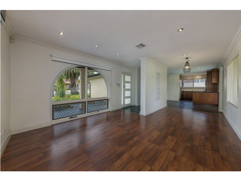 16 Andrea Street, Highbury SA 5089