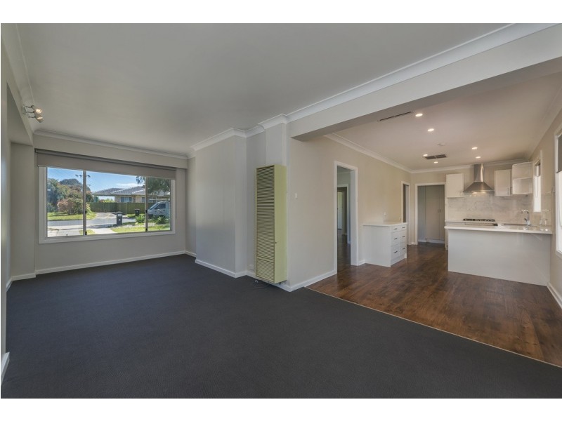 1 Finsterwald Way, Fairview Park SA 5126