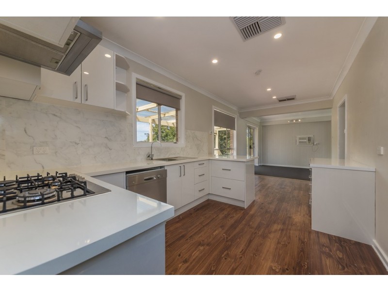 1 Finsterwald Way, Fairview Park SA 5126