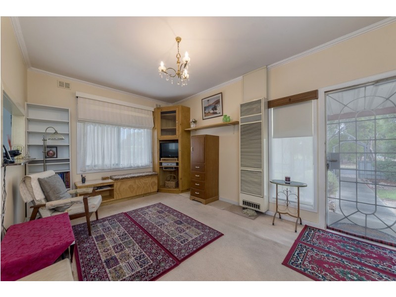 8 Mingbool Avenue, St Marys SA 5042