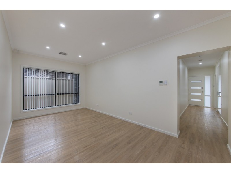 5 and 6 The Crescent, St Marys SA 5042