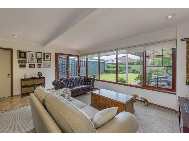 4 Narinna Avenue, Cumberland Park SA 5041