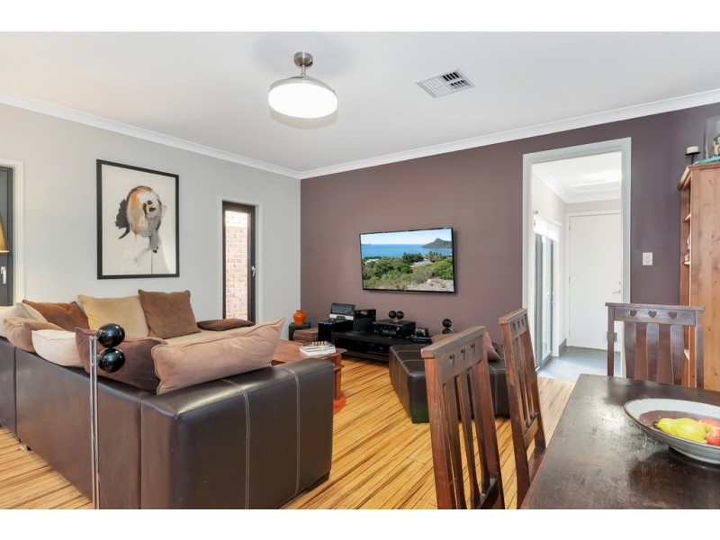 6 Hobbs Drive, Campbelltown SA 5074