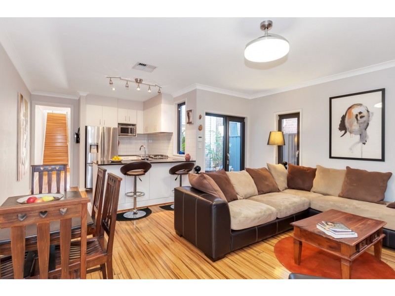 6 Hobbs Drive, Campbelltown SA 5074