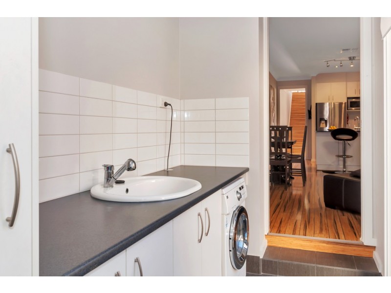 6 Hobbs Drive, Campbelltown SA 5074