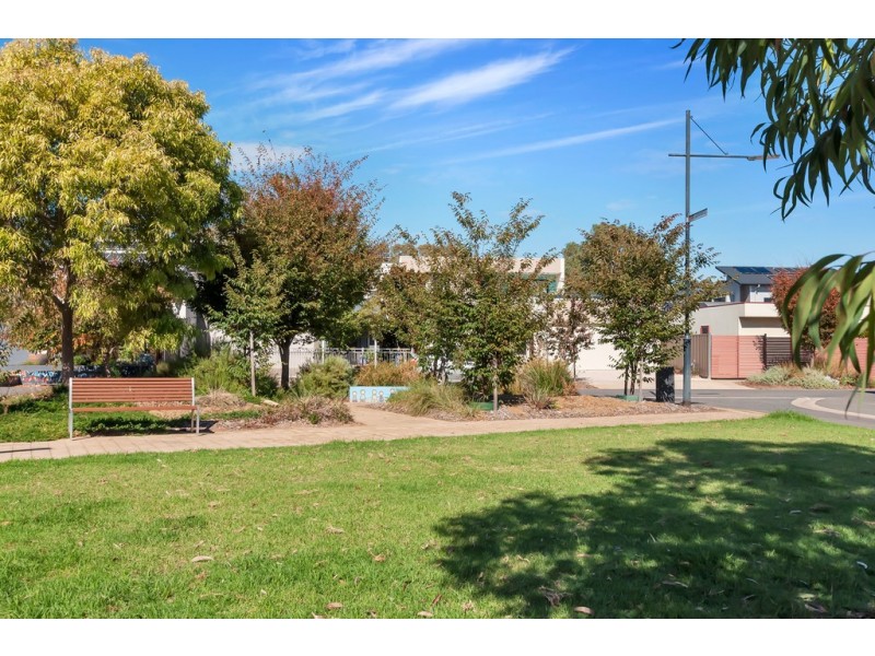 6 Hobbs Drive, Campbelltown SA 5074