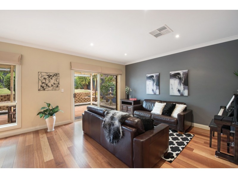 10 Lyall Avenue, Panorama SA 5041