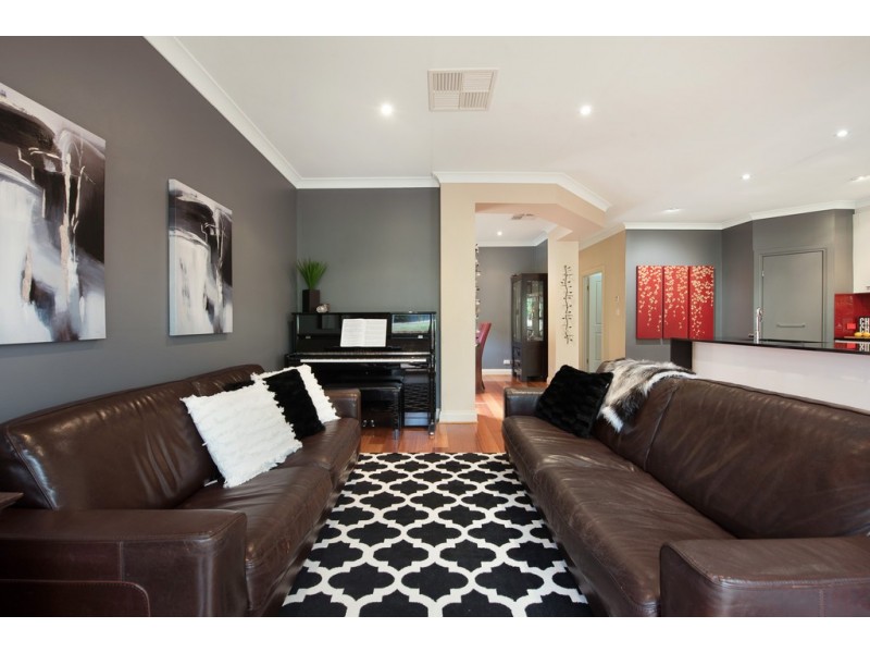 10 Lyall Avenue, Panorama SA 5041