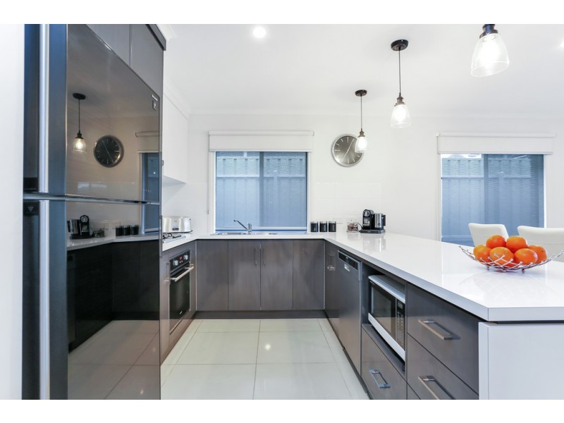 61 Brooklyn Drive, Hallett Cove SA 5158