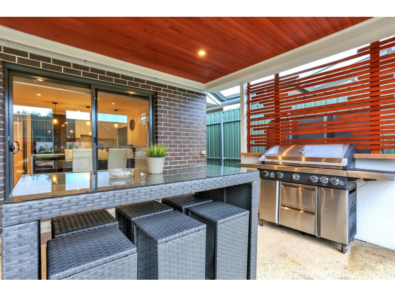 61 Brooklyn Drive, Hallett Cove SA 5158