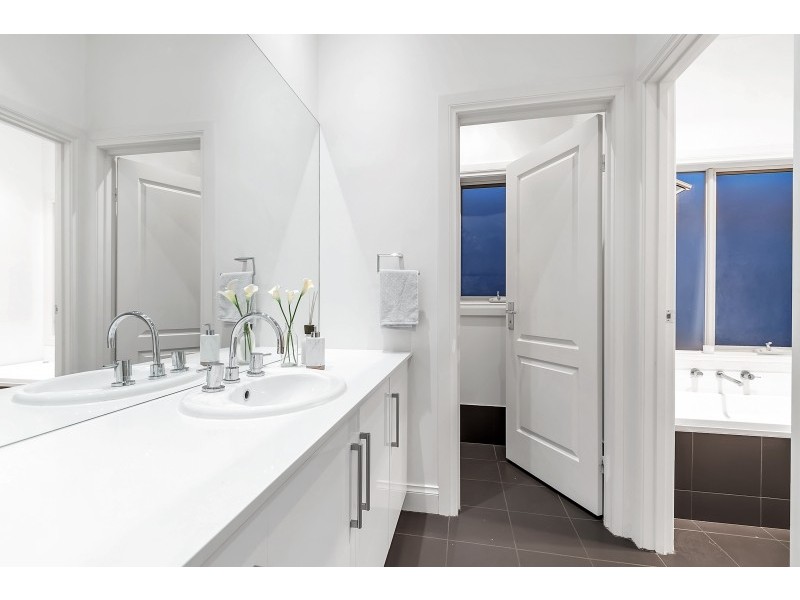 17 Albert Street, Clarence Gardens SA 5039