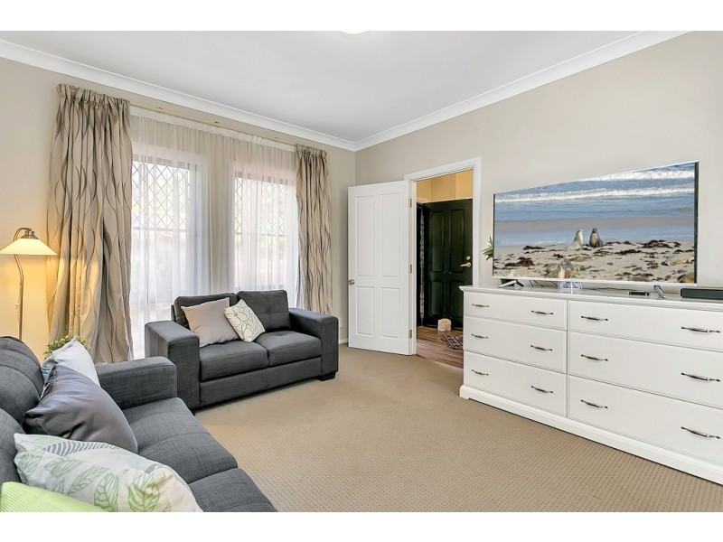 40 Sturt Approach, Flagstaff Hill SA 5159