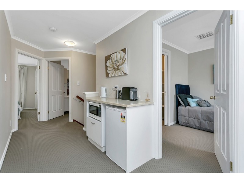 40 Sturt Approach, Flagstaff Hill SA 5159