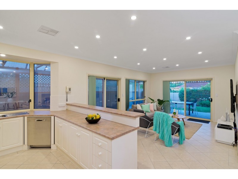 11 Kensington Street, Clovelly Park SA 5042