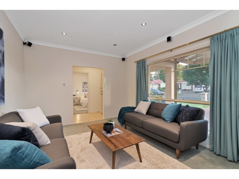 11 Kensington Street, Clovelly Park SA 5042