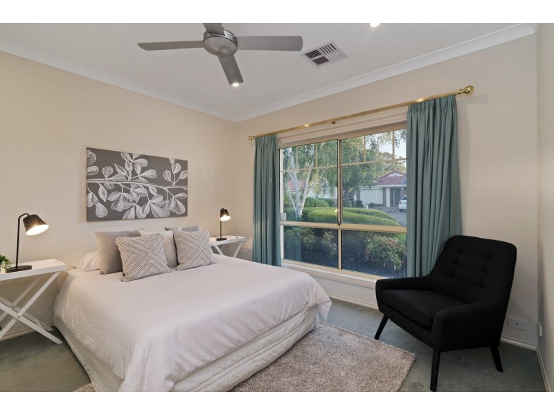 11 Kensington Street, Clovelly Park SA 5042
