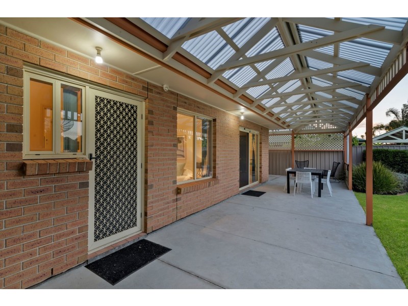 11 Kensington Street, Clovelly Park SA 5042