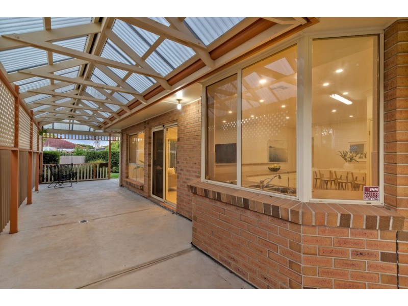 11 Kensington Street, Clovelly Park SA 5042