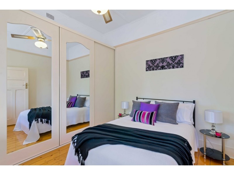 27 Price Avenue, Lower Mitcham SA 5062