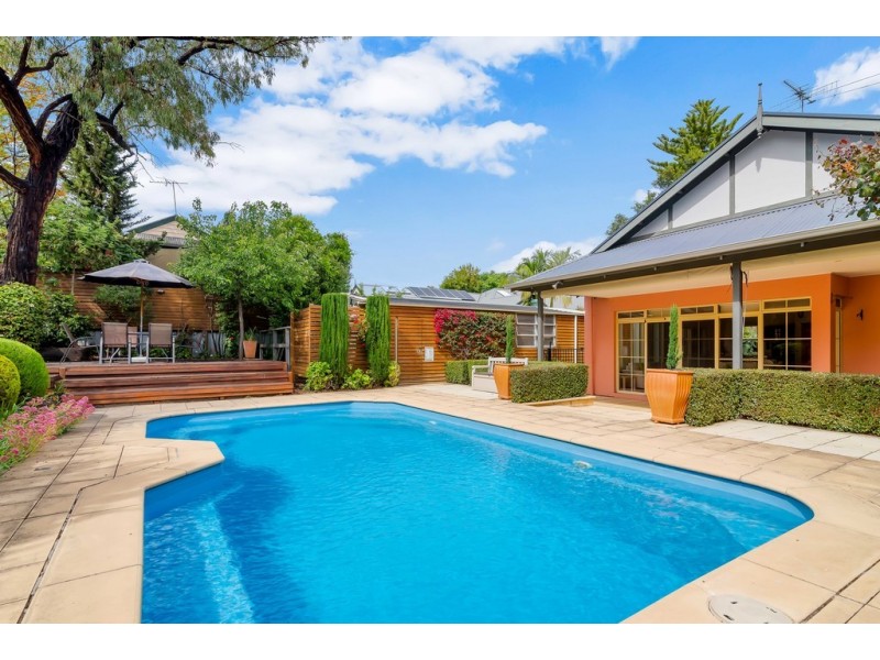 27 Price Avenue, Lower Mitcham SA 5062