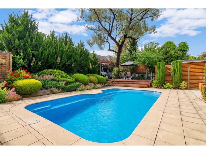 27 Price Avenue, Lower Mitcham SA 5062