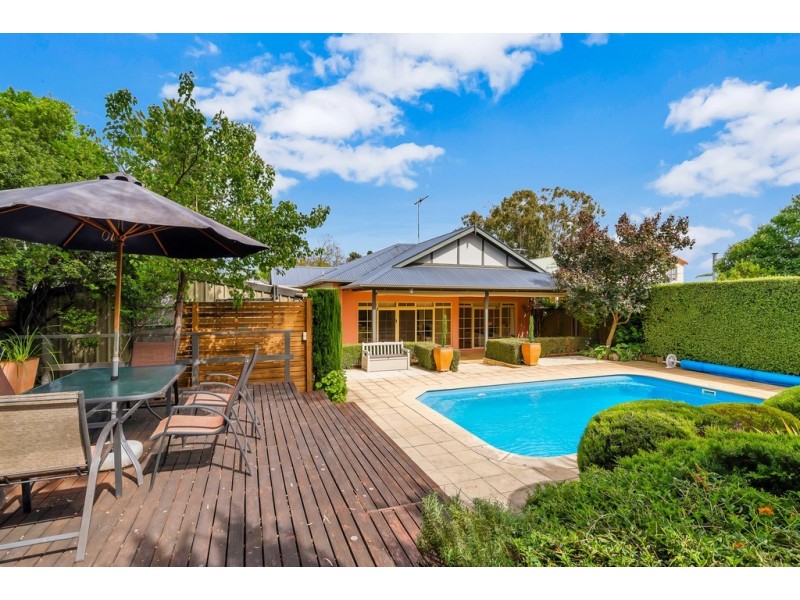 27 Price Avenue, Lower Mitcham SA 5062