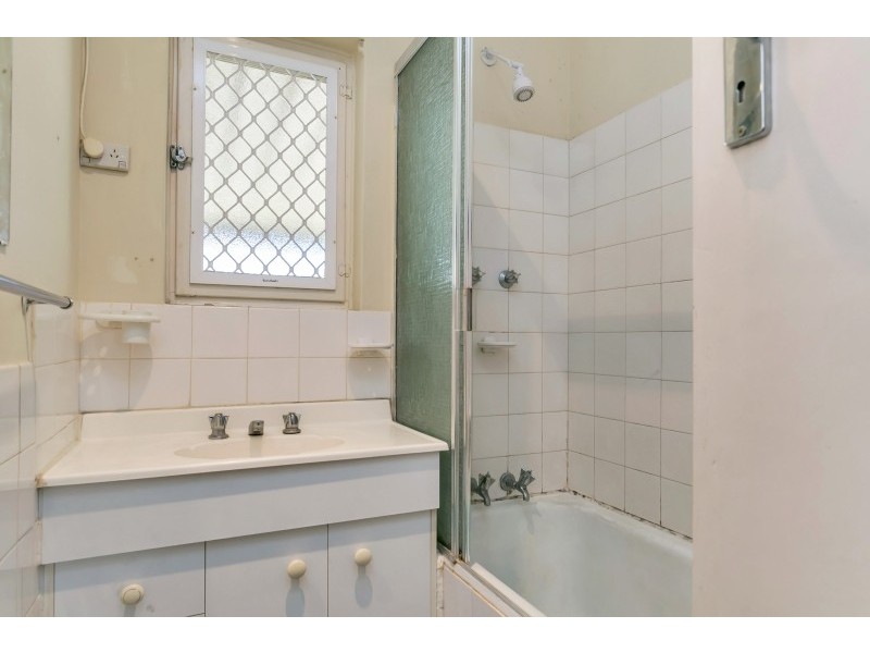 50 Winston Avenue, Clarence Gardens SA 5039