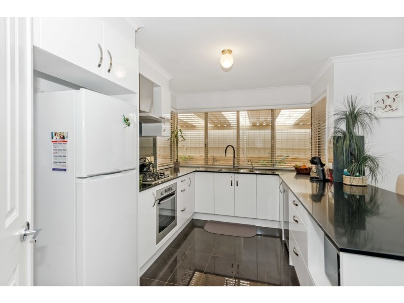 2 Fuschia Street, Huntfield Heights SA 5163