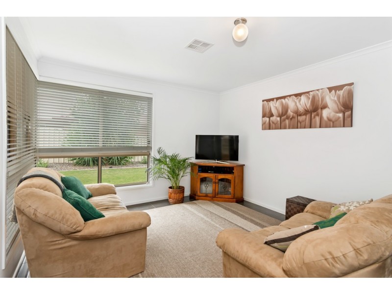 2 Fuschia Street, Huntfield Heights SA 5163