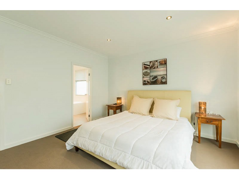 2 Joy Street, Encounter Bay SA 5211