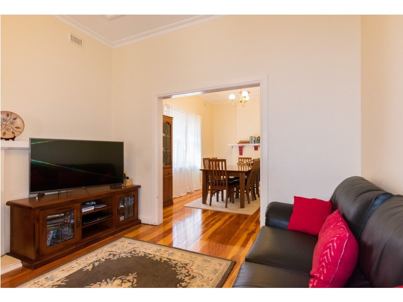 34 Dinwoodie Avenue, Clarence Gardens SA 5039