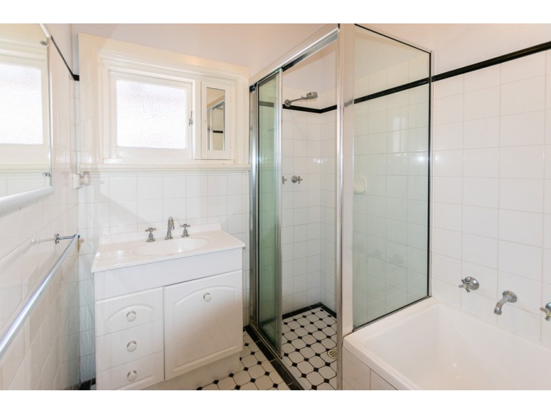 34 Dinwoodie Avenue, Clarence Gardens SA 5039