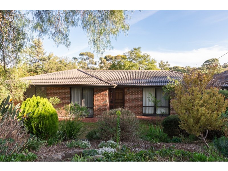5 Alexander Cres, Hackham SA 5163