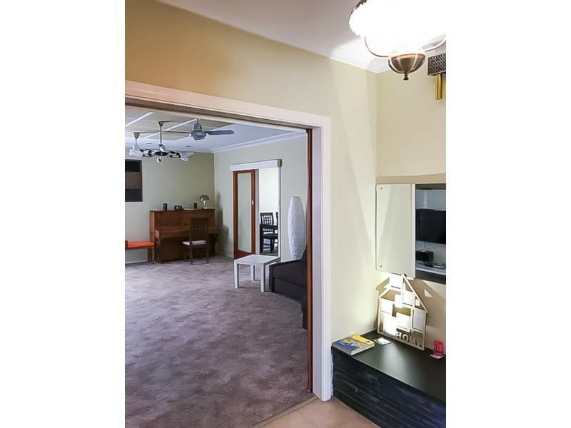 5 Meredith Ave, Fulham SA 5024