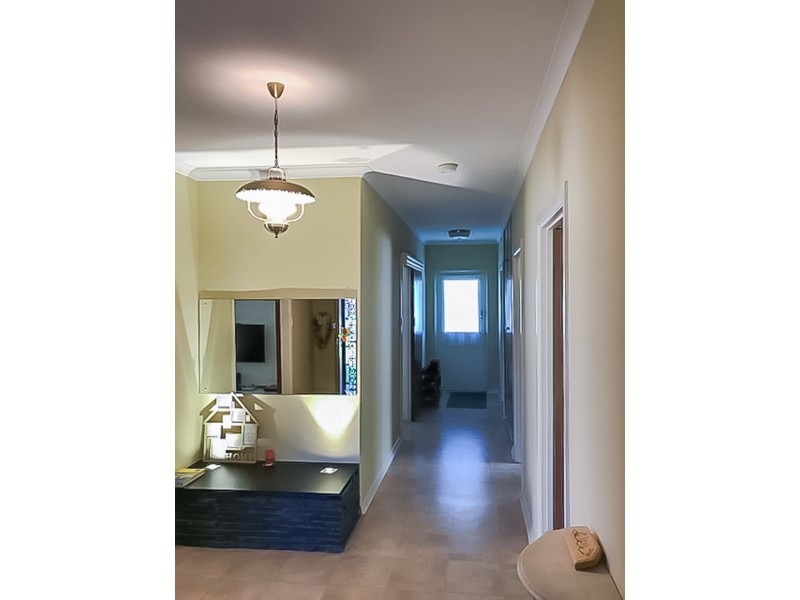 5 Meredith Ave, Fulham SA 5024