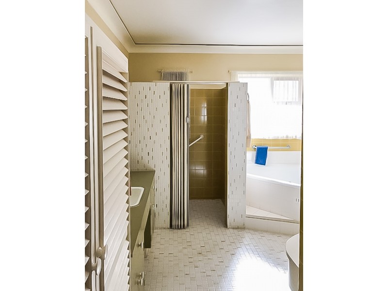 5 Meredith Ave, Fulham SA 5024