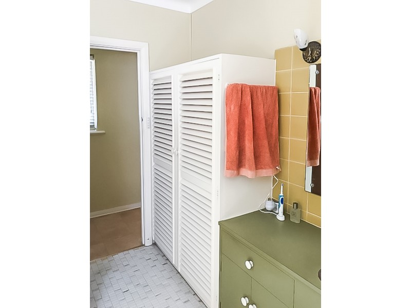 5 Meredith Ave, Fulham SA 5024