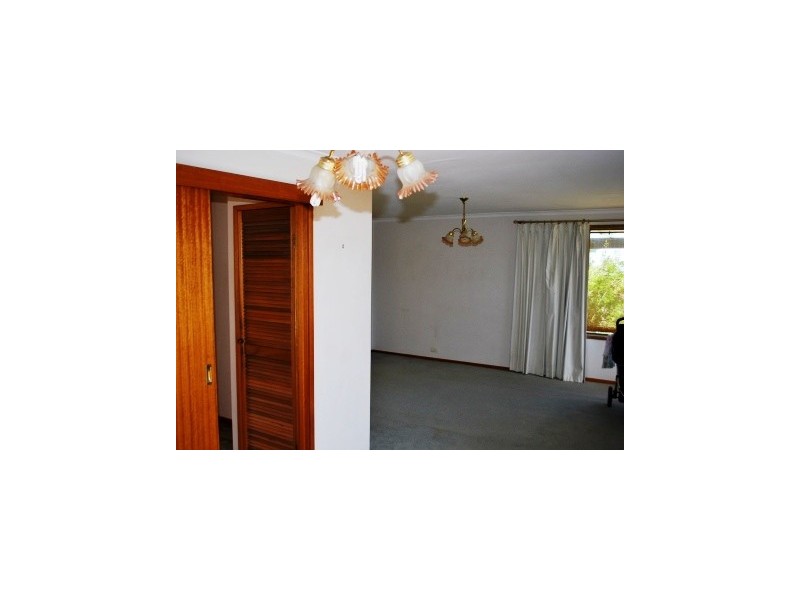 12 Port Lincoln Boulevard, Pasadena SA 5042