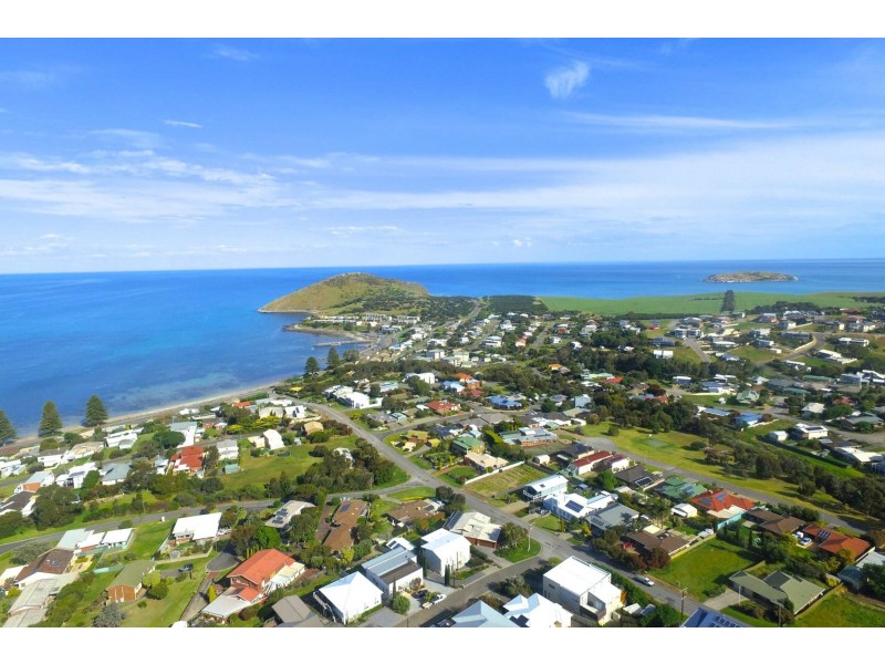 19 Rymill Avenue, Encounter Bay SA 5211