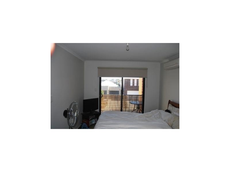 5 Franklin Avenue, Mawson Lakes SA 5095