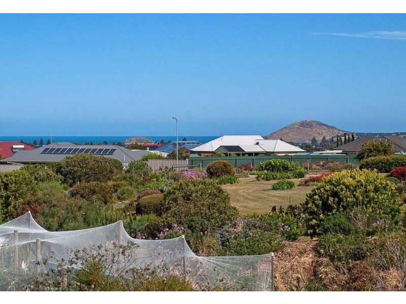 L100-102 27 Poltong Crescent, Encounter Bay SA 5211