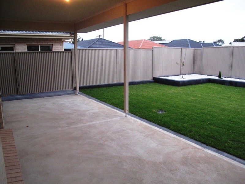 10 Heinrich Street, Mansfield Park SA 5012