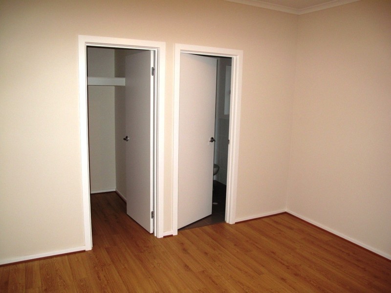 10 Heinrich Street, Mansfield Park SA 5012