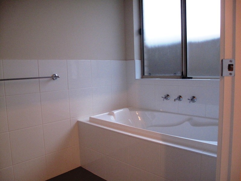 10 Heinrich Street, Mansfield Park SA 5012