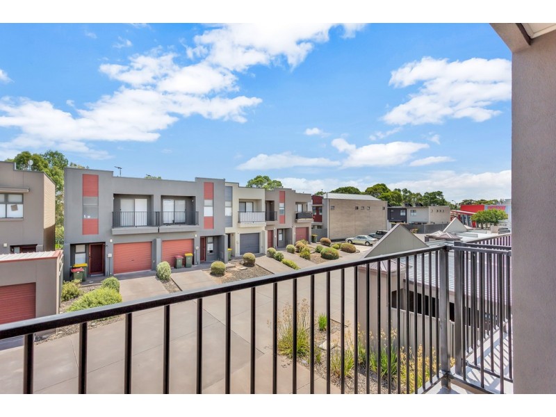 30/8 Fourth Avenue, Mawson Lakes SA 5095