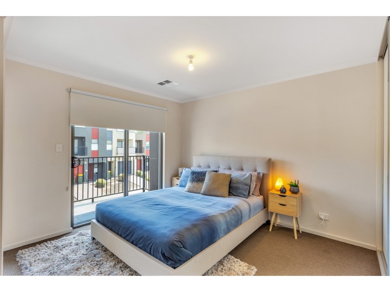 30/8 Fourth Avenue, Mawson Lakes SA 5095